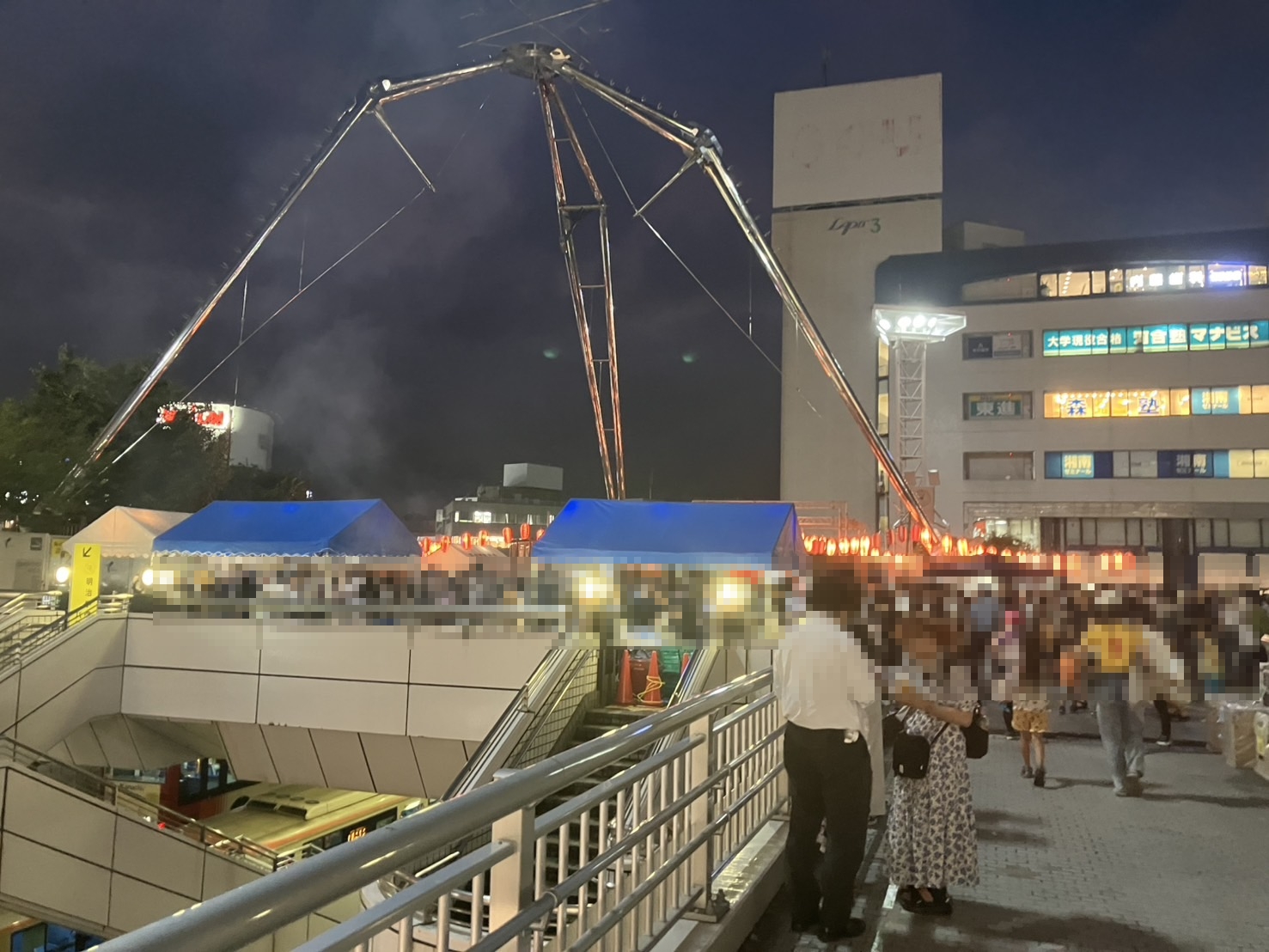戸塚モディ側からみた祭り
